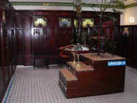 Toilettes_mad.jpg (52674 octets)